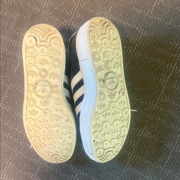 Adidas Gazalles Classic Blue and White Trainers - Picture 4 of 4